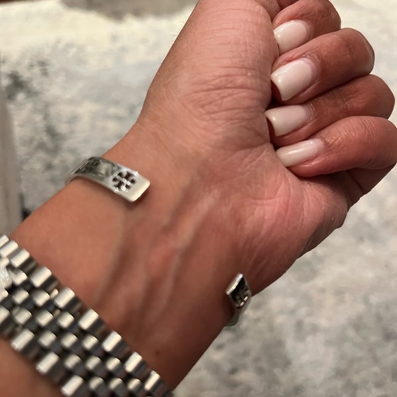 Tory Burch - Picture 4 of 4